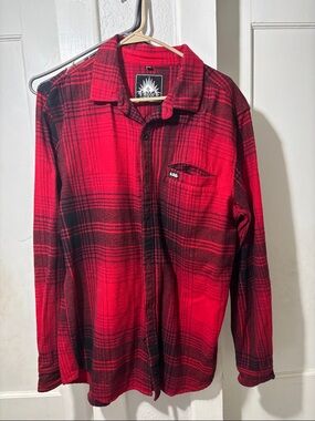 Lrg Red and Black Plaid Button-Down Shirt